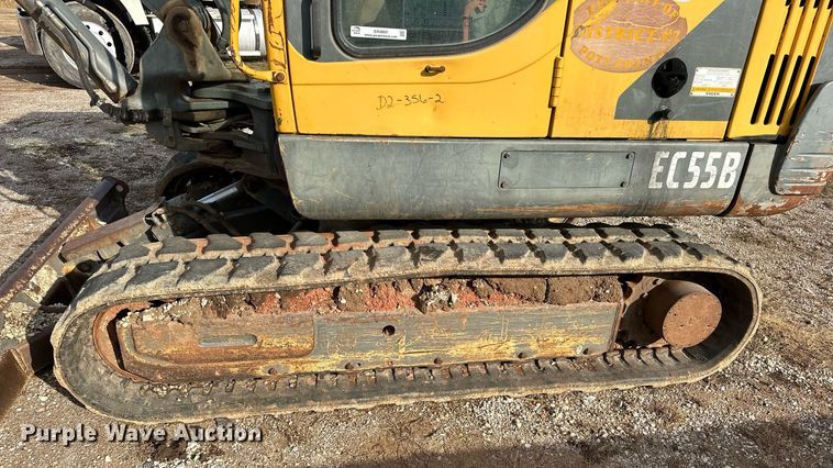 image for item ER4897 2004 Volvo EC55B mini excavator