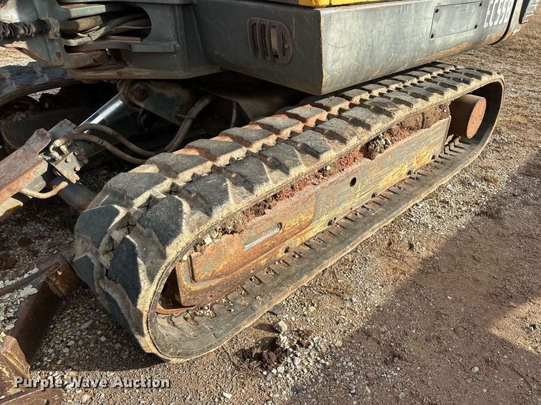 image for item ER4897 2004 Volvo EC55B mini excavator