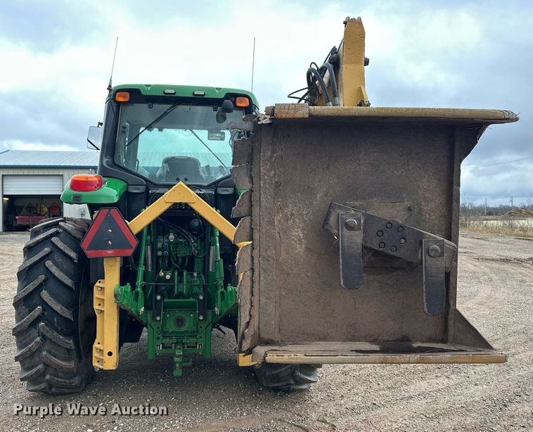 image for item ER4898 2017 John Deere 6110M MFWD tractor
