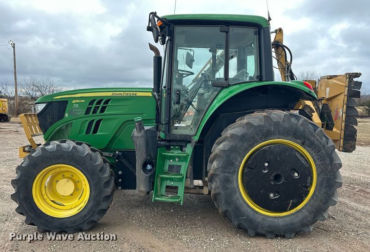 image for item ER4898 2017 John Deere 6110M MFWD tractor