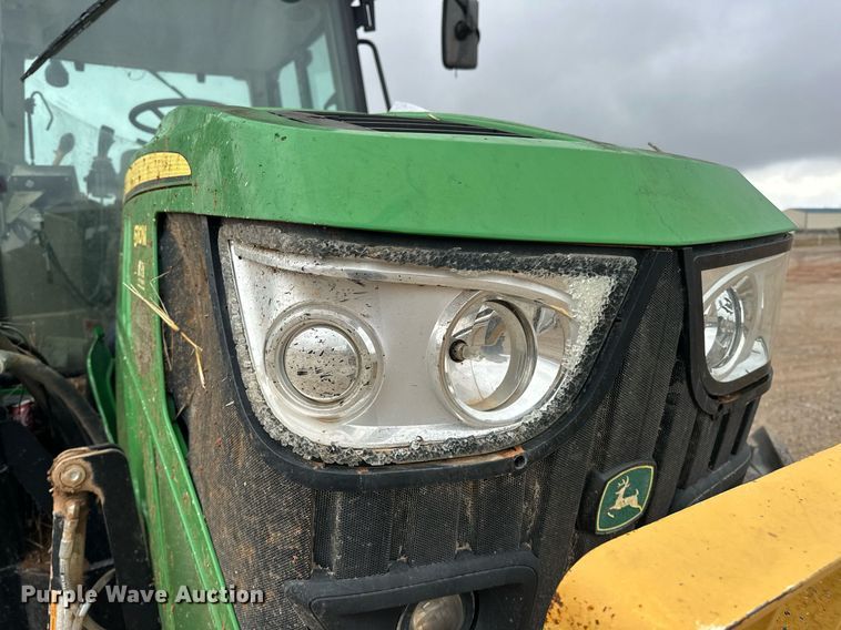 image for item ER4898 2017 John Deere 6110M MFWD tractor