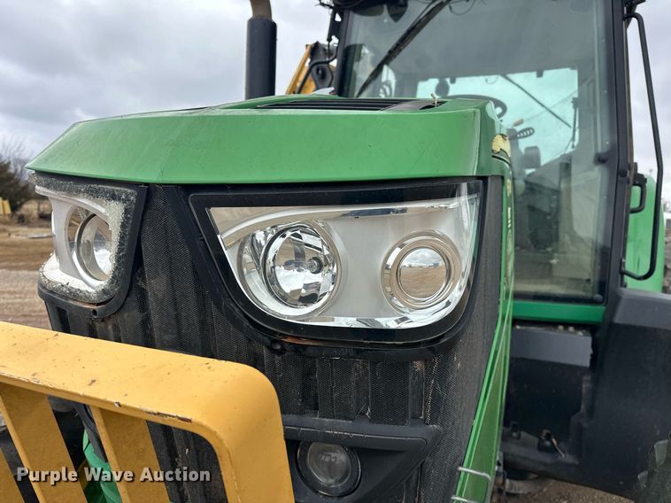 image for item ER4898 2017 John Deere 6110M MFWD tractor