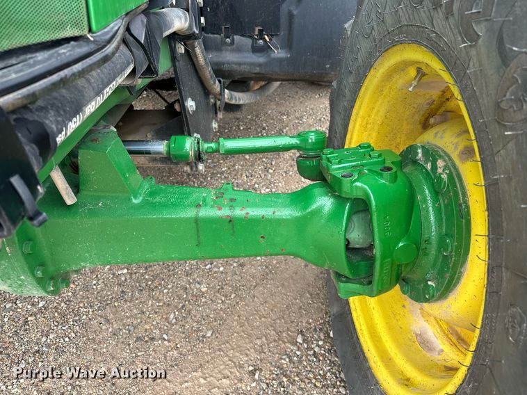 image for item ER4898 2017 John Deere 6110M MFWD tractor