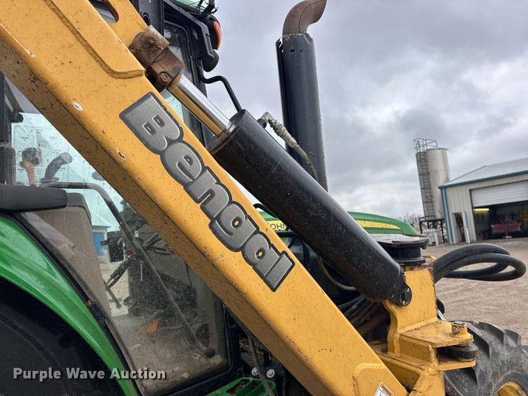 image for item ER4898 2017 John Deere 6110M MFWD tractor