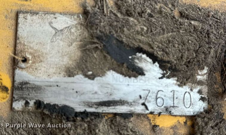 image for item ER4898 2017 John Deere 6110M MFWD tractor