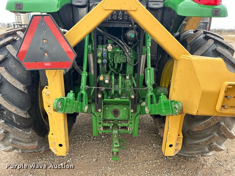 image for item ER4898 2017 John Deere 6110M MFWD tractor