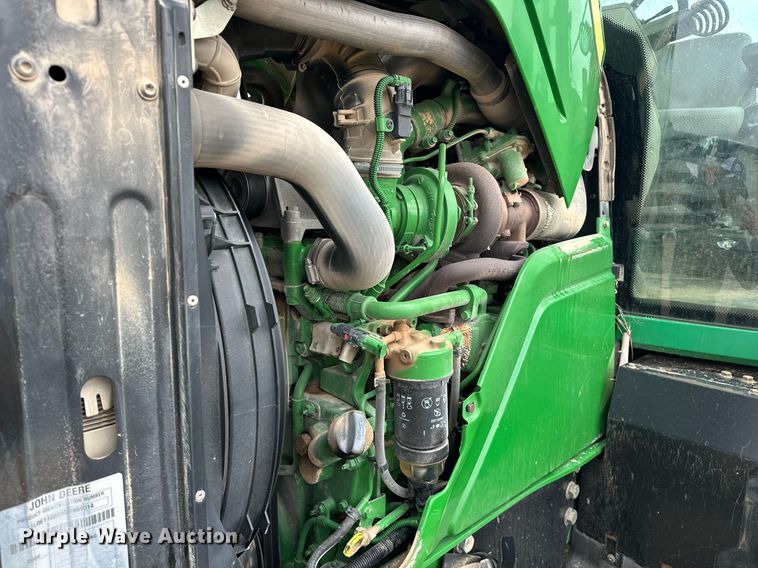 image for item ER4898 2017 John Deere 6110M MFWD tractor