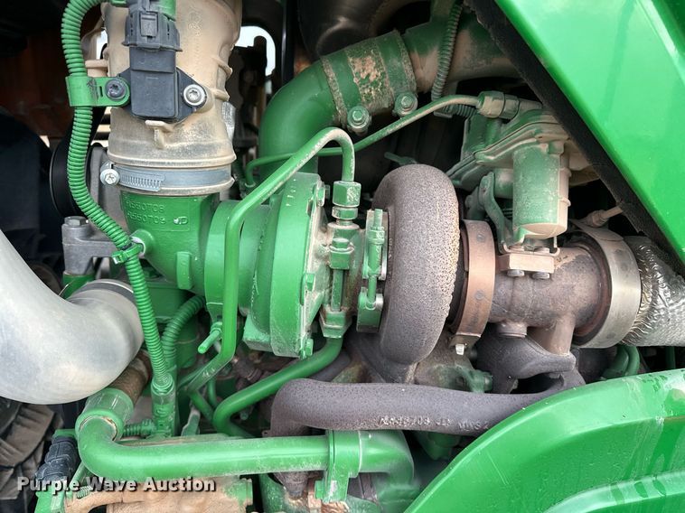 image for item ER4898 2017 John Deere 6110M MFWD tractor