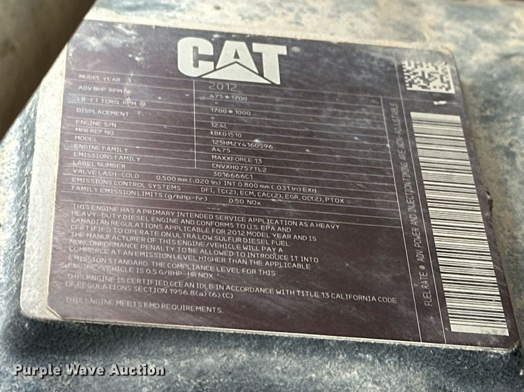 image for item ER4900 2013 Caterpillar CT660L semi truck