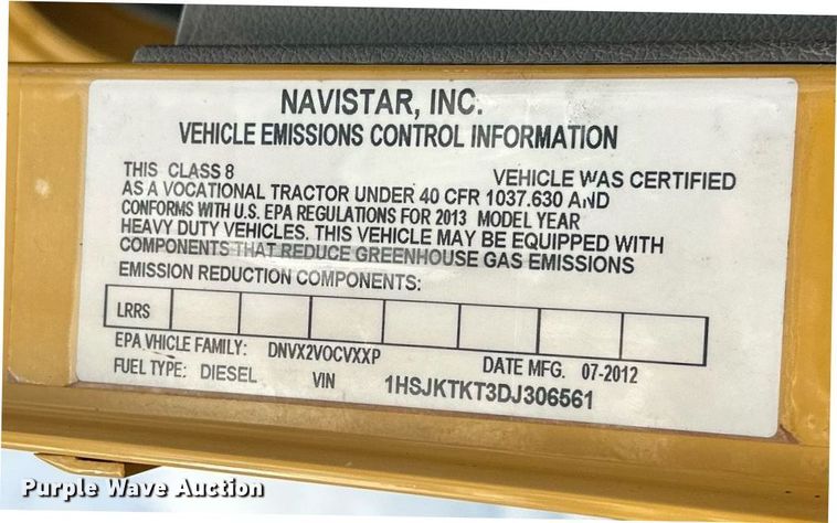 image for item ER4900 2013 Caterpillar CT660L semi truck