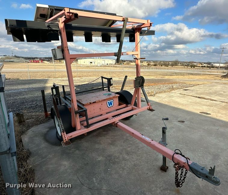 image for item ER4902 Wanco arrow board trailer