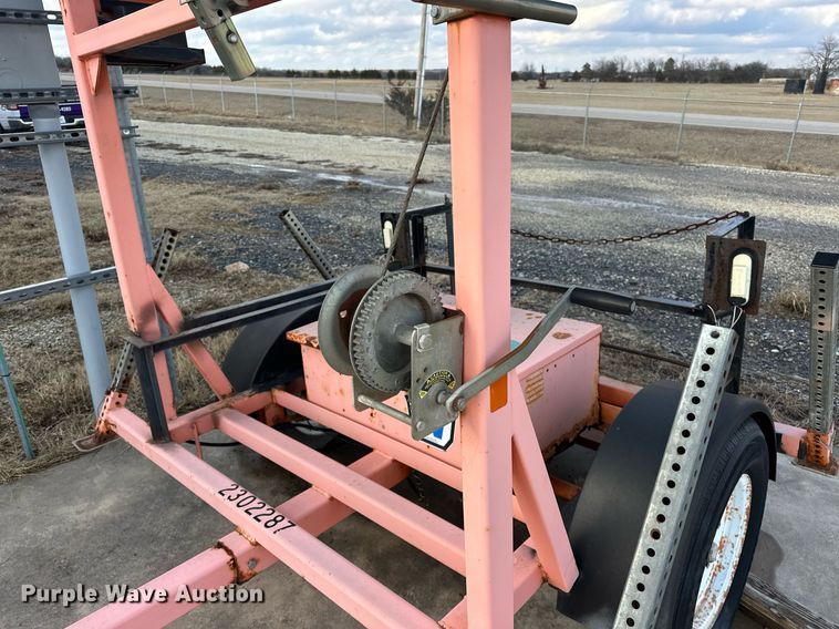 image for item ER4902 Wanco arrow board trailer