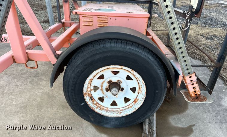 image for item ER4902 Wanco arrow board trailer