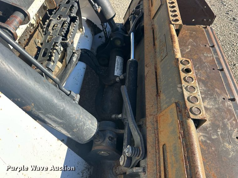 image for item ER4919 2014 Bobcat T870 tracked skid steer loader