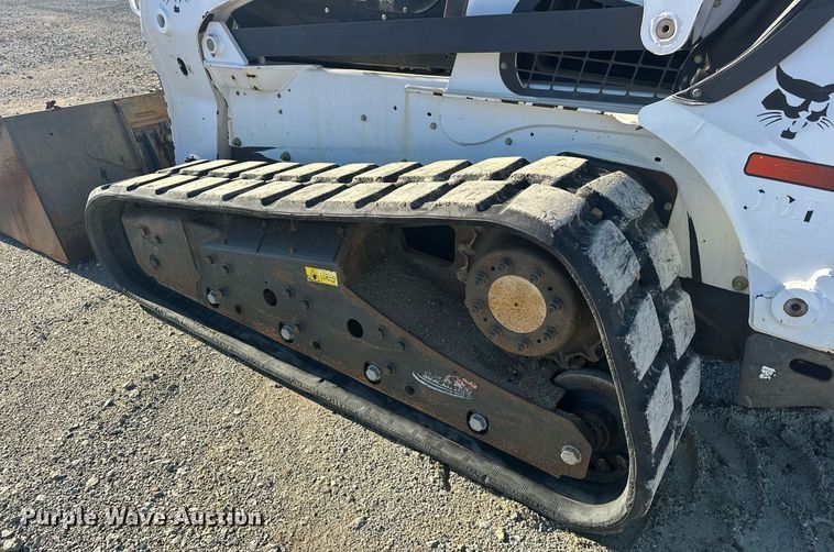 image for item ER4919 2014 Bobcat T870 tracked skid steer loader