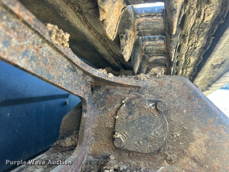 image for item ER4919 2014 Bobcat T870 tracked skid steer loader