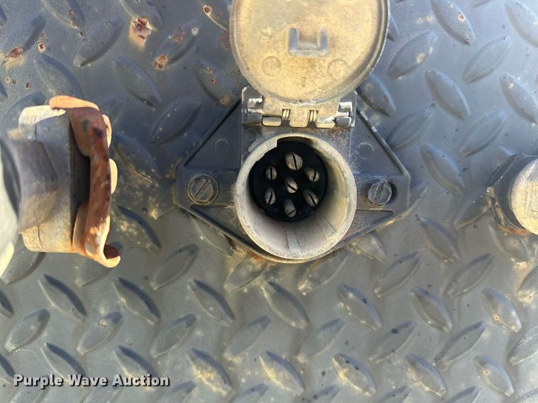 image for item ER4928 2004 Magnolia Lowboy drop deck equipment trailer