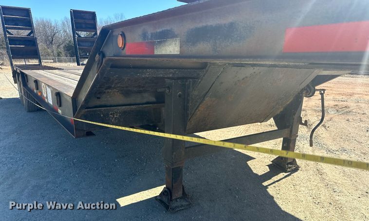 image for item ER4928 2004 Magnolia Lowboy drop deck equipment trailer