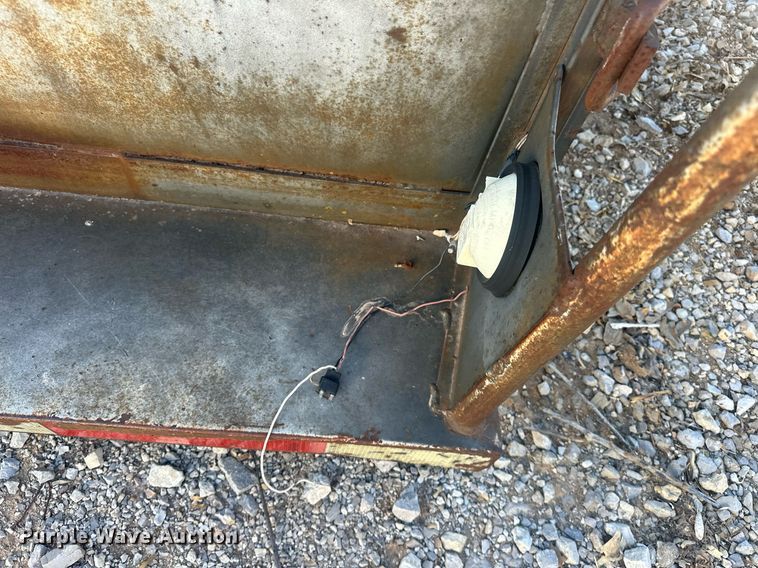 image for item ER4929 1994 W-W Trailers livestock trailer