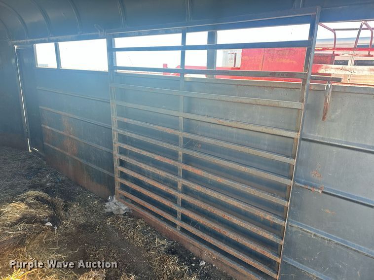 image for item ER4929 1994 W-W Trailers livestock trailer