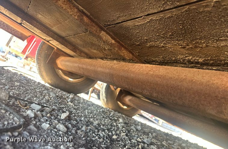 image for item ER4929 1994 W-W Trailers livestock trailer