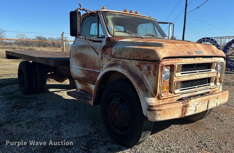 image for item ER4932 1970 Chevrolet C50 flatbed truck
