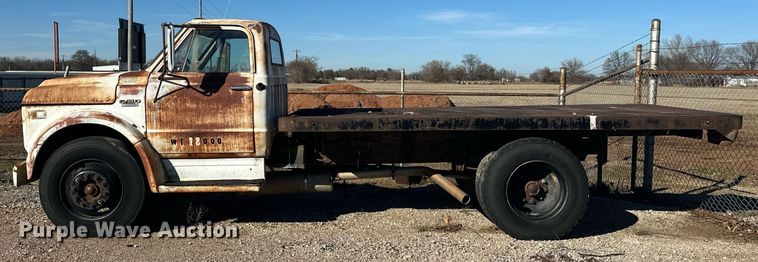 image for item ER4932 1970 Chevrolet C50 flatbed truck