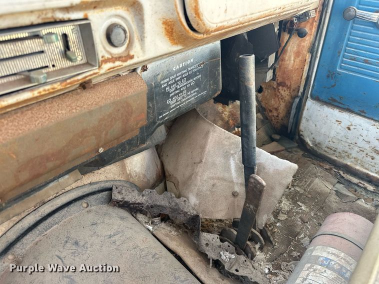 image for item ER4932 1970 Chevrolet C50 flatbed truck