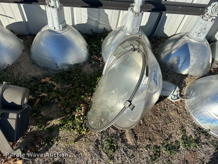 image for item ER4934 (44) Hubbell lights 