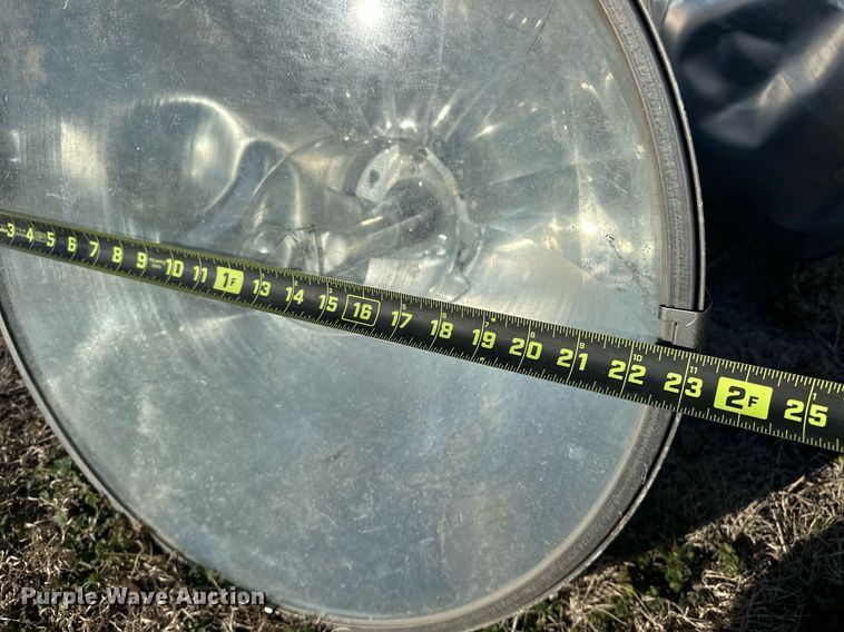 image for item ER4934 (44) Hubbell lights 