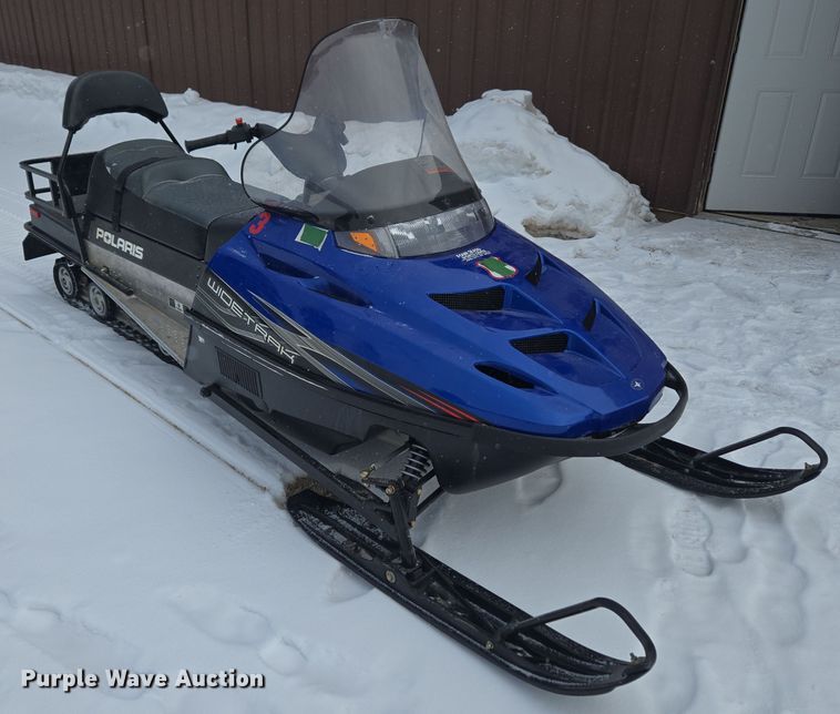 image for item ER5155 2007 Polaris Wide Trak snowmobile