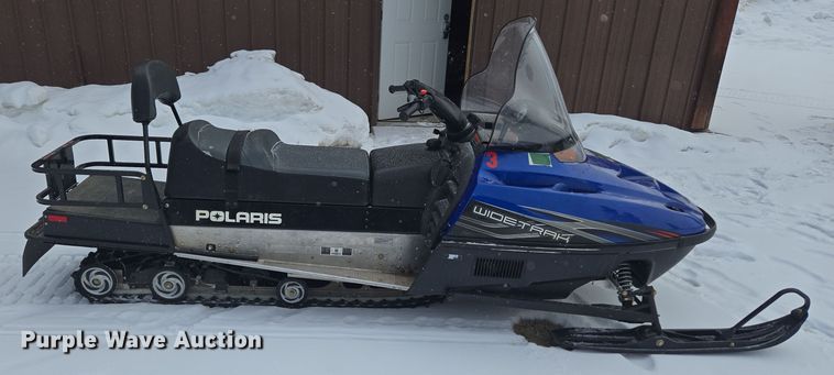 image for item ER5155 2007 Polaris Wide Trak snowmobile