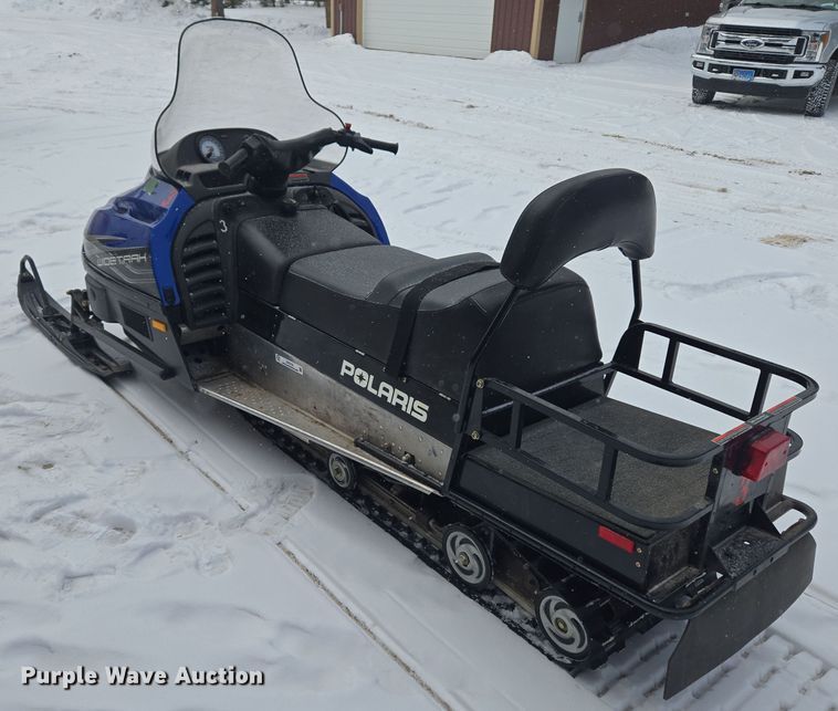 image for item ER5155 2007 Polaris Wide Trak snowmobile