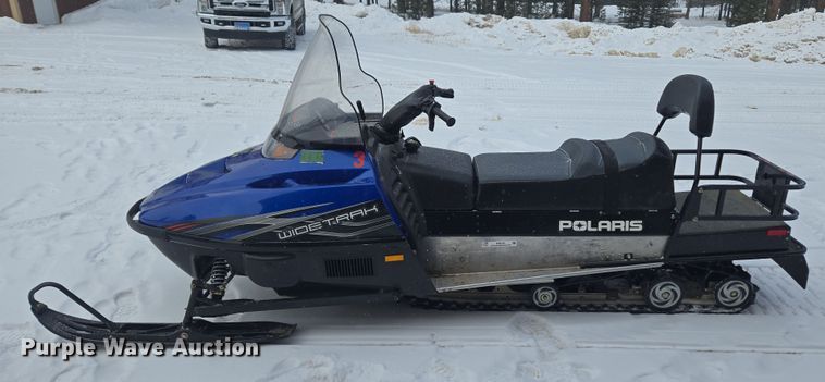 image for item ER5155 2007 Polaris Wide Trak snowmobile