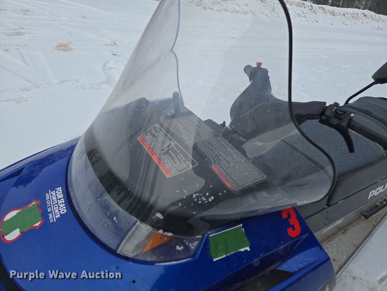 image for item ER5155 2007 Polaris Wide Trak snowmobile