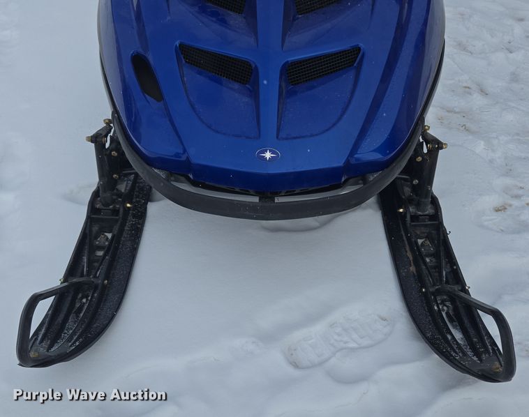 image for item ER5155 2007 Polaris Wide Trak snowmobile