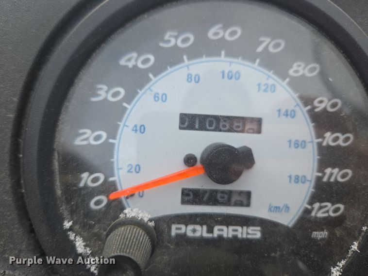 image for item ER5155 2007 Polaris Wide Trak snowmobile