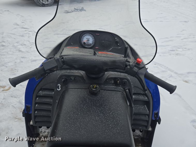 image for item ER5155 2007 Polaris Wide Trak snowmobile