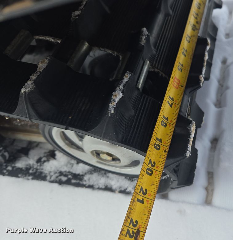 image for item ER5155 2007 Polaris Wide Trak snowmobile