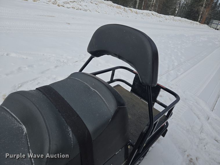 image for item ER5155 2007 Polaris Wide Trak snowmobile
