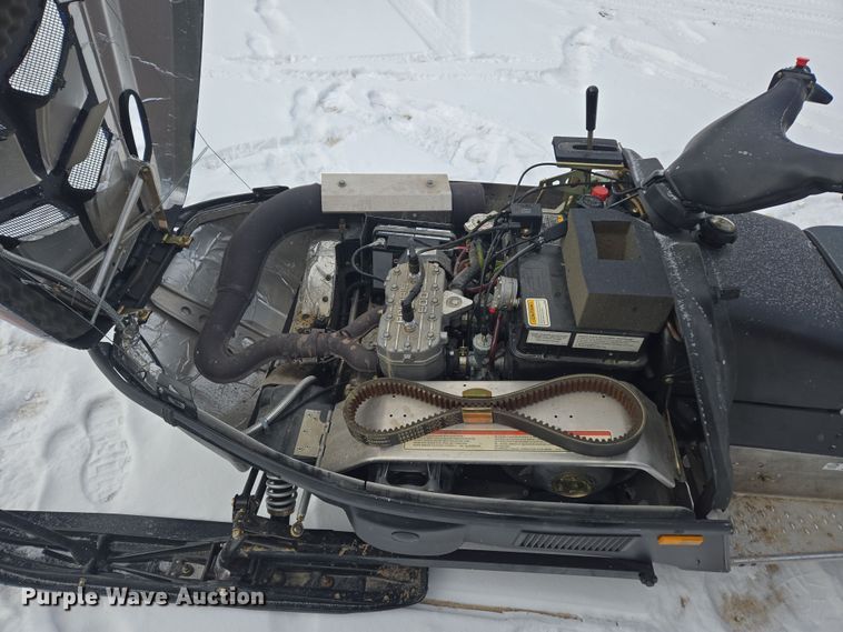 image for item ER5155 2007 Polaris Wide Trak snowmobile