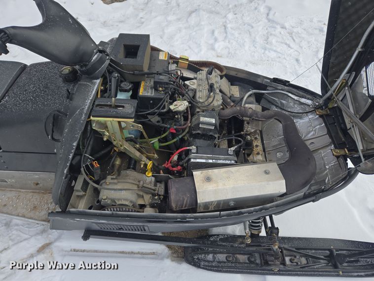 image for item ER5155 2007 Polaris Wide Trak snowmobile