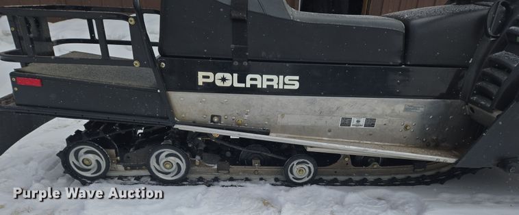 image for item ER5155 2007 Polaris Wide Trak snowmobile