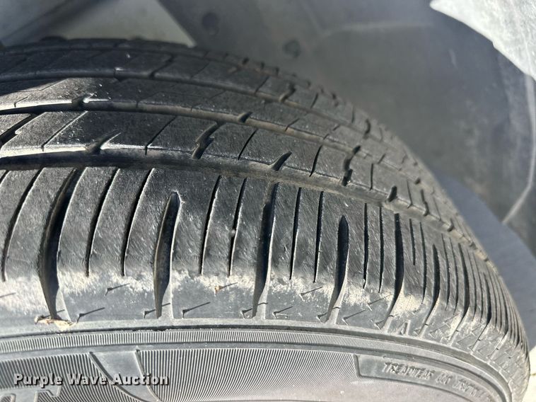 image for item ER8664 2011 Dodge Grand Caravan van