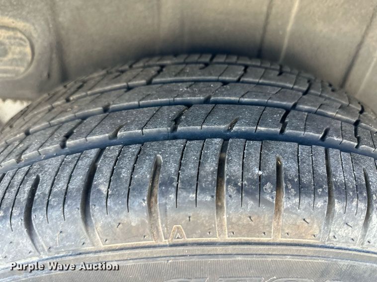 image for item ER8664 2011 Dodge Grand Caravan van