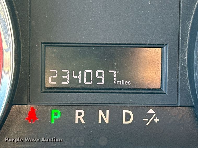 image for item ER8665 2011 Dodge Grand Caravan van