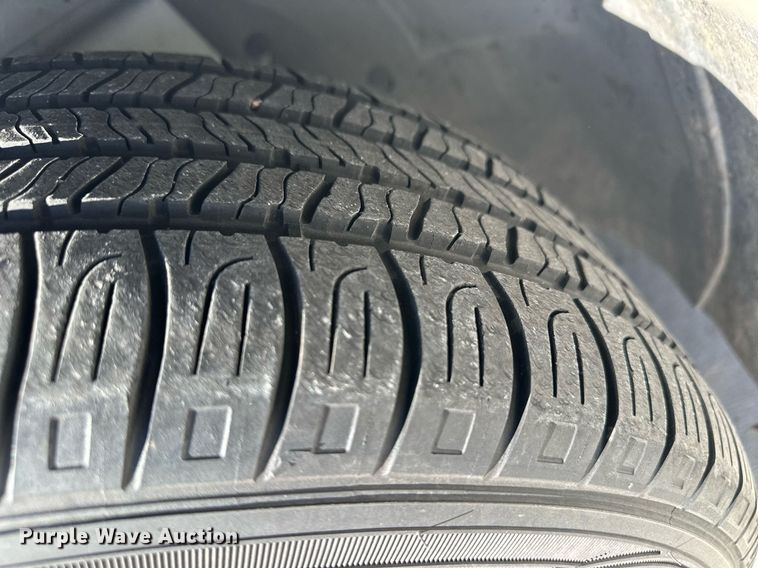 image for item ER8665 2011 Dodge Grand Caravan van