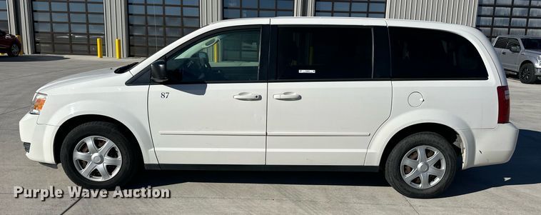 image for item ER8666 2009 Dodge Grand Caravan SE van