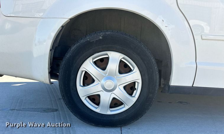 image for item ER8666 2009 Dodge Grand Caravan SE van