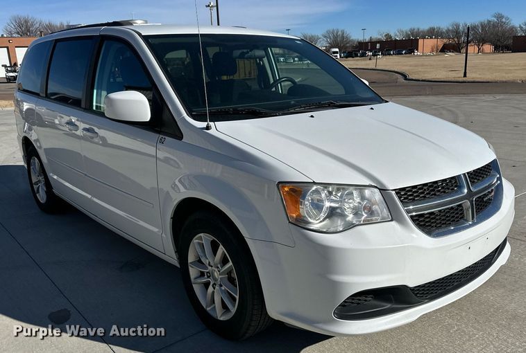 image for item ER8667 2016 Dodge Grand Caravan SXT van